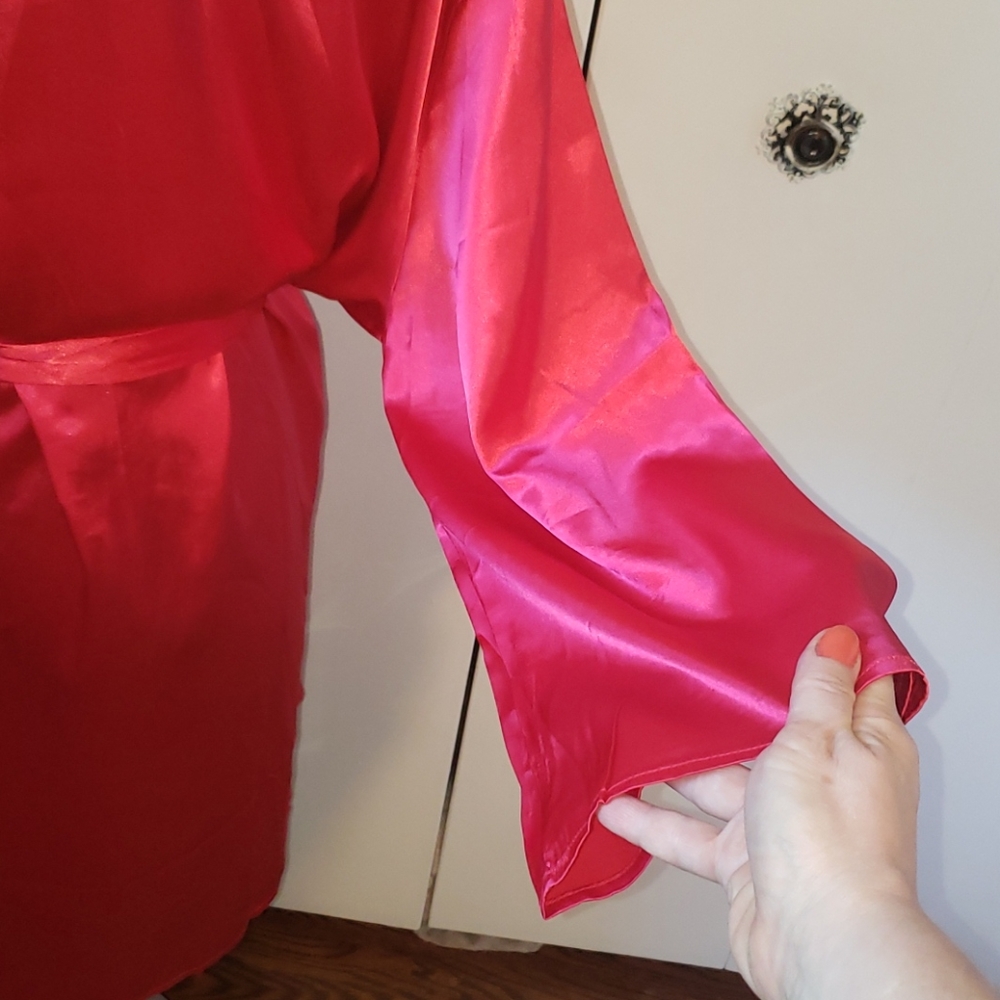 NWT SATIN / EYELASH LACE ROBE - Picture 6 of 11